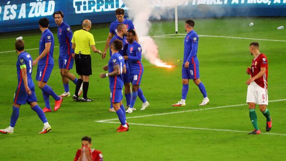 ФИФА наказала Венгрию за расизм в матче с Англией