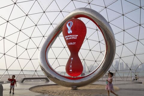 Сколько российские телеканалы заплатили за права показа ЧМ-2022?