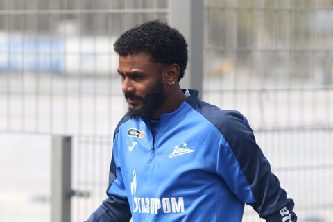 «Рома» интересуется полузащитником «Зенита» иготов сделать предложение