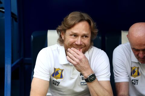 Секретарь РФС Митрофанов рассказал о продлении контракта с Карпиным