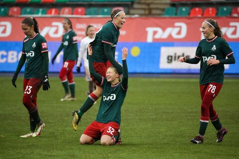 Полузащитница Софья Стельмахова перевела мошенникам 3,7 млн рублей