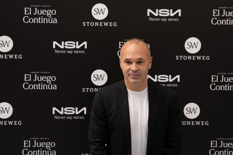 Японское путешествие, криптовалюта и личный бренд вина: что делал Иньеста за пределами поля