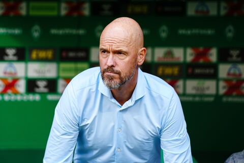 Тен Хаг покинул «Байер» после двух туров