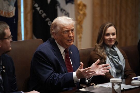 Инфантино обвиняется в нарушении правил ФИФА из-за комментариев в сторону Трампа